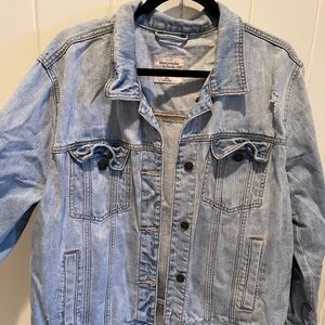 ABERCROMBIE Oversized denim jacket